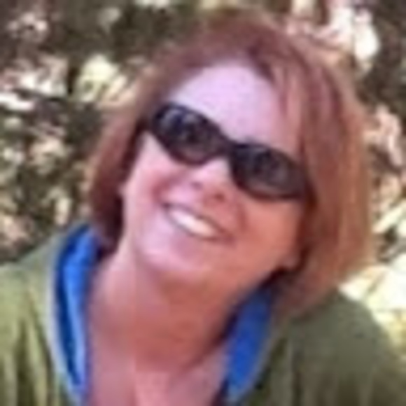 Meet your Posher, Sue - Picture 1 of 1